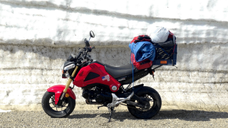 Illustration for article titled This Nutty Bastard Rode A Honda Grom From Portland To Alaska
